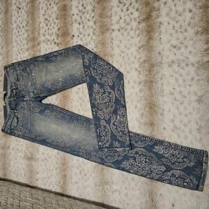 Hollister Super Skinny Jeans with Metallic Silver Paisley Print 27